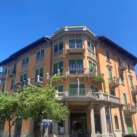 Garibaldi 7 * Верона