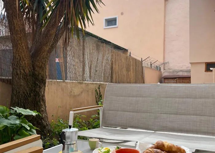 Garibaldi 7 شقة *