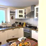 Garibaldi 7 *
