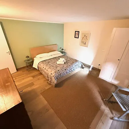 Lägenhet Garibaldi 7 *