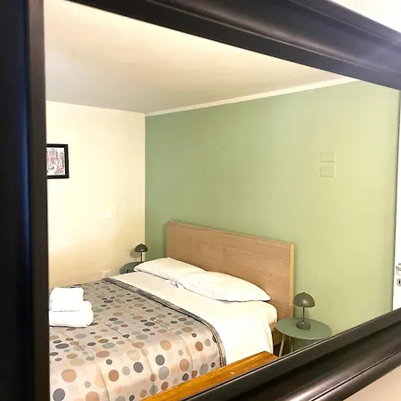 Garibaldi 7 Lägenhet