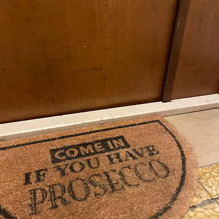 Garibaldi 7 Lägenhet