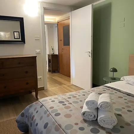 Garibaldi 7 Lägenhet *