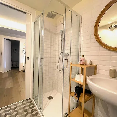 Lägenhet Garibaldi 7